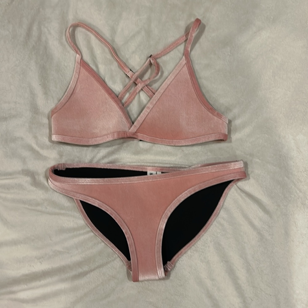 Pink velvet Hoaka Bikini Swimwear Barbie Femme Swimsuit Resort Luxury